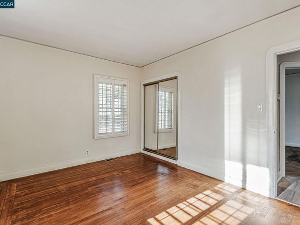 1921 106th Avenue, Oakland CA 94603