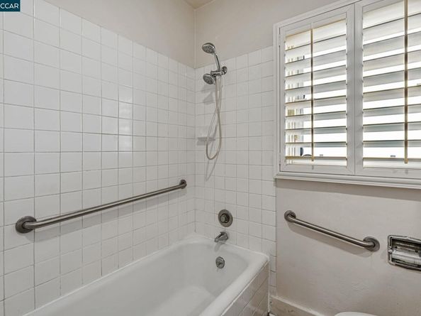 1921 106th Avenue, Oakland CA 94603