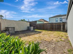 1921 106th Avenue, Oakland CA 94603