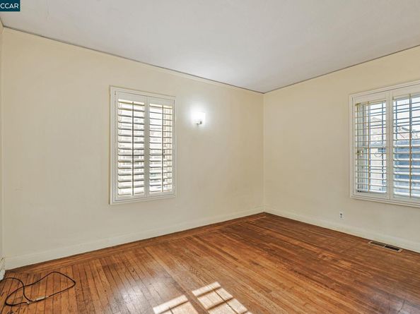 1921 106th Avenue, Oakland CA 94603