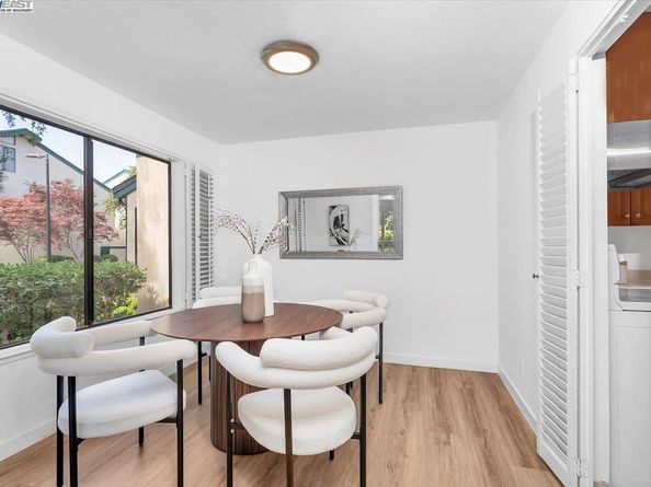 109 Holly Oak Ln, Alameda CA 94502