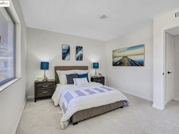 1701 Central Ave P, Alameda CA 94501
