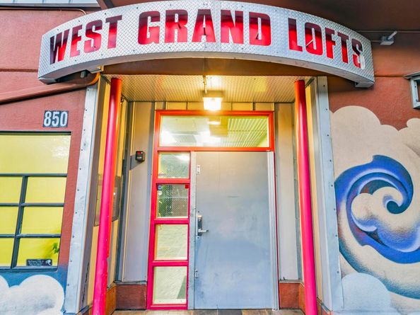 850 West Grand Ave. 6, Oakland CA 94607