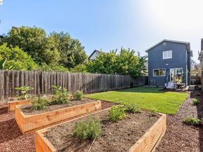 2431 Linden Street, Oakland CA 94607