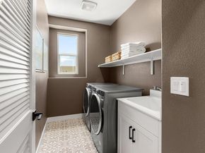 28924 Parkridge Loop 103, Hayward CA 94544