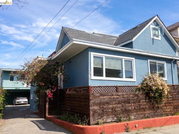 2045 Emerson St, Berkeley CA 94703