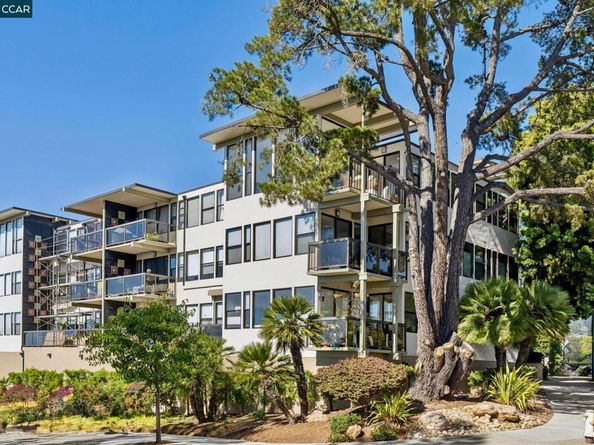 5400 Broadway Ter 301, Oakland CA 94618