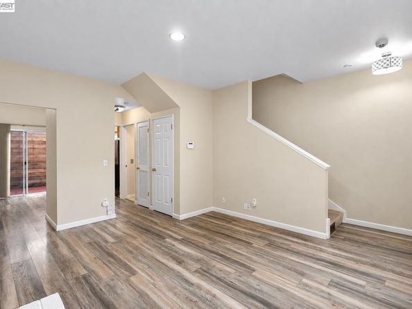 3858 Maybelle Ave, Oakland CA 94619