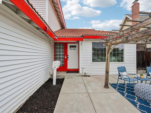 221 Beegum Way, San Jose CA 95123