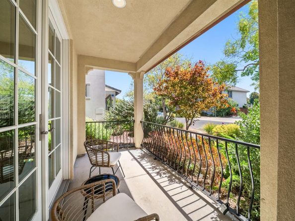 381 Hollister Ave, Alameda CA 94501