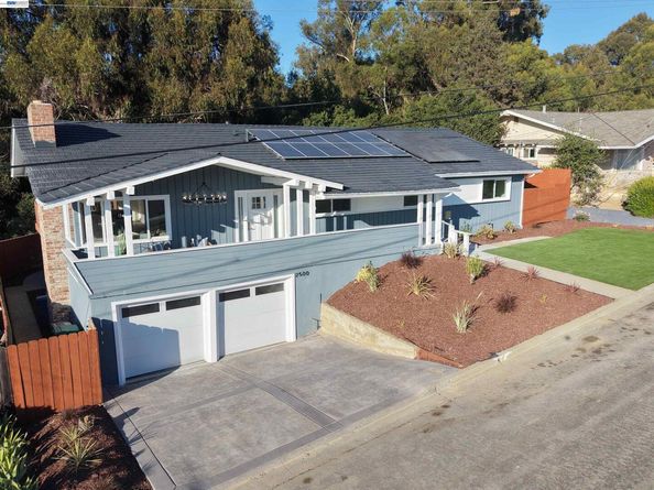 2500 Lancaster Ct, Hayward CA 94542