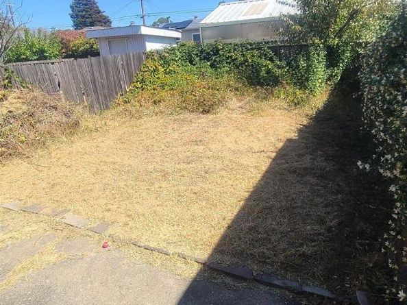670 30th Street, Richmond CA 94804