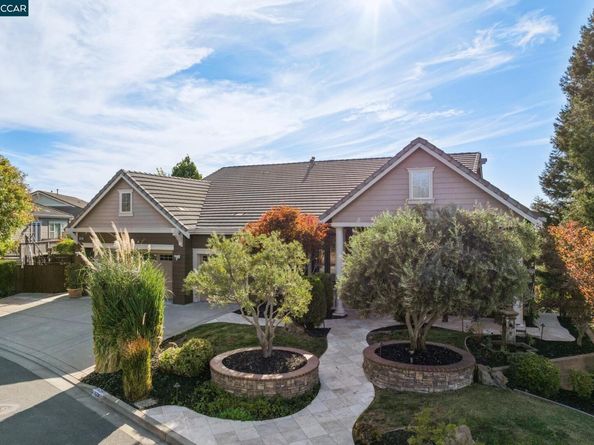 4360 Kingswood Dr, Concord CA 94518