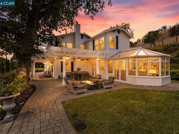950 Country Lane, Walnut Creek CA 94596