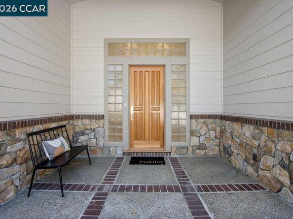 809 Mountain View Dr, Lafayette CA 94549