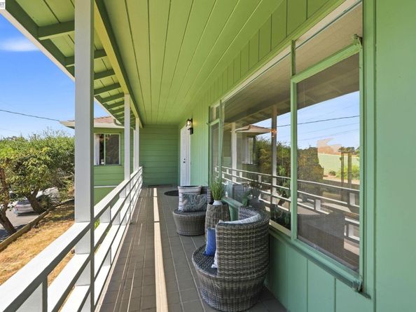 5760 Leona St, Oakland CA 94605