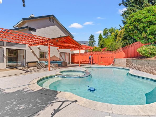 3724 Greenhills Ave, Castro Valley CA 94546