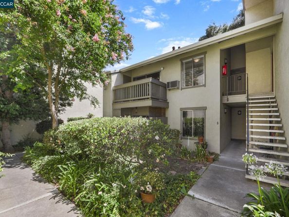 2562 Walnut Blvd 68, Walnut Creek CA 94596