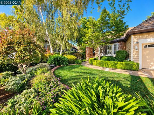 1808 Eagle Peak Ave, Clayton CA 94517