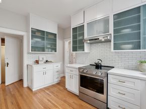 1021 Longridge Rd, Oakland CA 94610