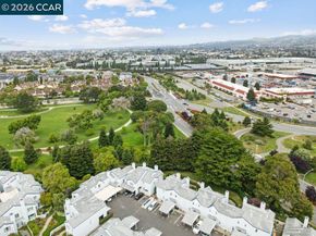 208 Commodore Dr, Richmond CA 94804