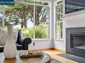 208 Commodore Dr, Richmond CA 94804