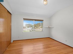 1162 Ridgewood Dr, Concord CA 94518