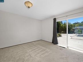 1162 Ridgewood Dr, Concord CA 94518