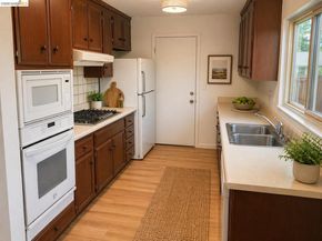 3115 Marvelle Ln, Concord CA 94518