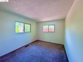 3115 Marvelle Ln, Concord CA 94518