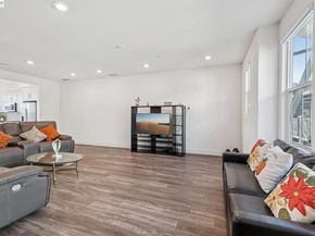 256 Plum Tree St, Livermore CA 94551