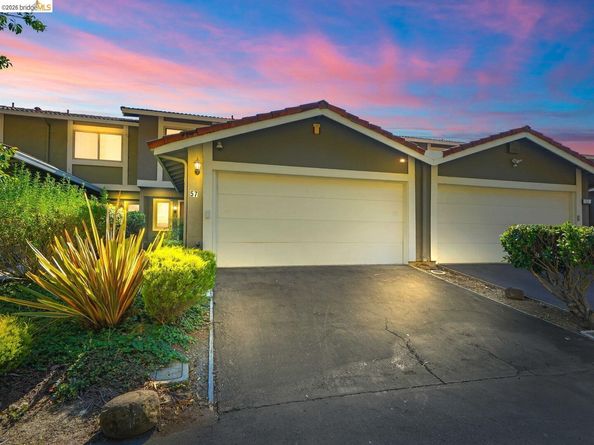 57 Thousand Oaks ST, Oakland CA 94605