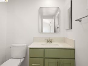 57 Thousand Oaks ST, Oakland CA 94605