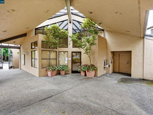 39078 Guardino Dr 209, Fremont CA 94538