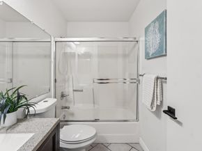 237 Galano Plaza, Union City CA 94587