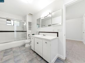 5828 Moraga Ave, Oakland CA 94611