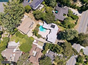5828 Moraga Ave, Oakland CA 94611