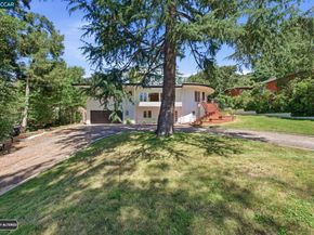 5828 Moraga Ave, Oakland CA 94611