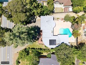 5828 Moraga Ave, Oakland CA 94611