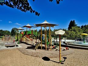 900 Woodland Dr, San Ramon CA 94582