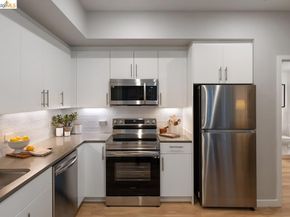260 Brooklyn Basin Way 475, Oakland CA 94606