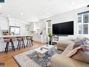 9732 Seawind Way, Newark CA 94560