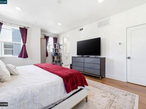 9732 Seawind Way, Newark CA 94560