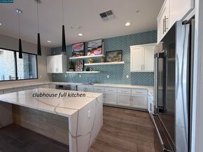 9732 Seawind Way, Newark CA 94560