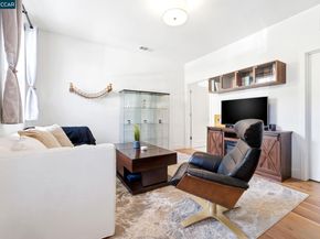 9732 Seawind Way, Newark CA 94560