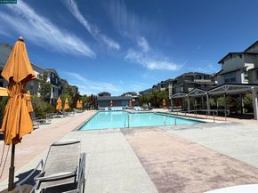 9732 Seawind Way, Newark CA 94560