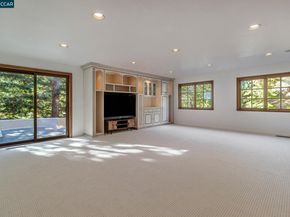 74 Yarrow Valley Ln, Orinda CA 94563