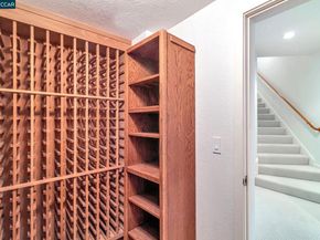 74 Yarrow Valley Ln, Orinda CA 94563