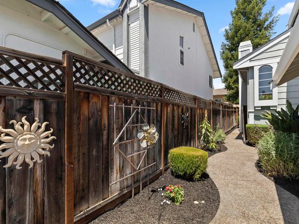 6159 Corte Padre, Pleasanton CA 94566