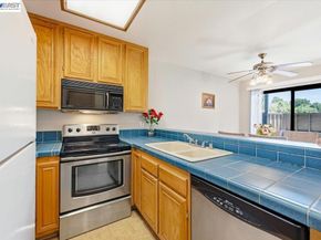 263 Famoso Plz, Union City CA 94587